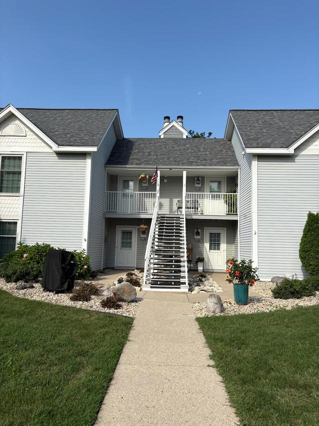 300 Foxwood Dr #158, Waterford, WI 53185