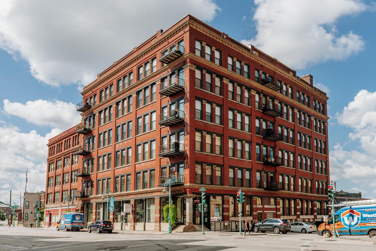 141 N Water St #24, Milwaukee, WI 53202