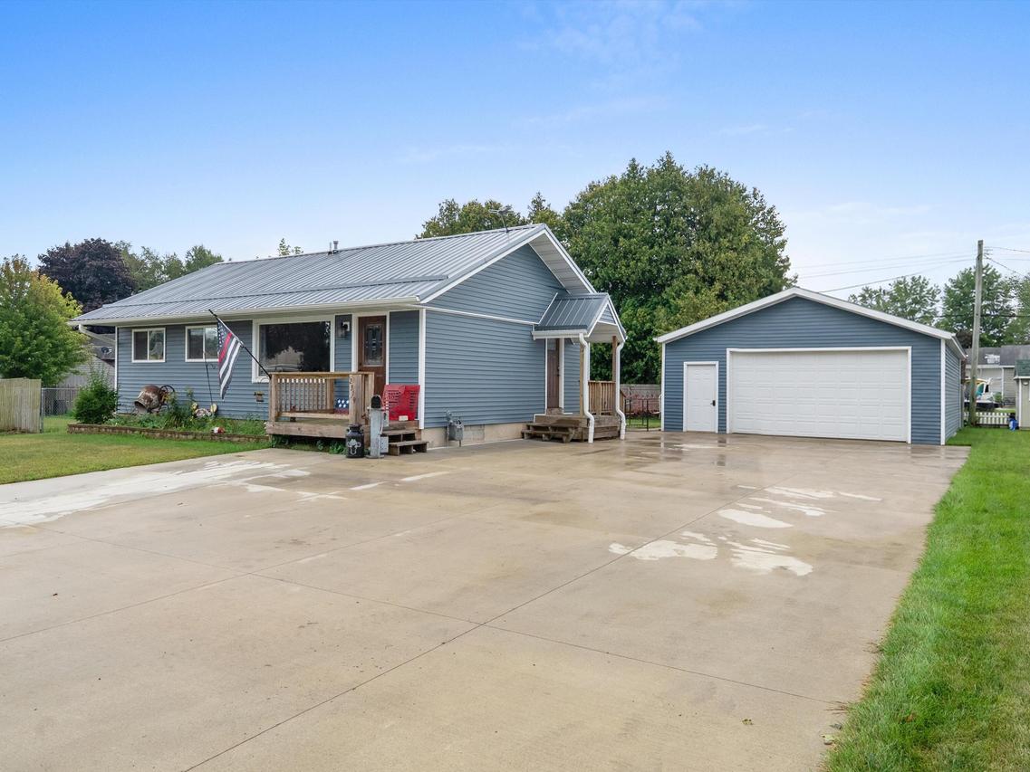 2319 38th St, Two Rivers, WI 54241
