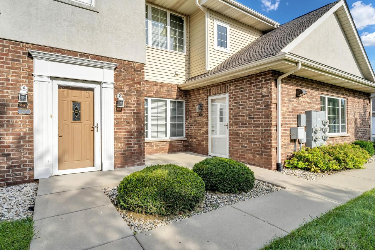 1734 Parkstone Ter #74, Mount Pleasant, WI 53406