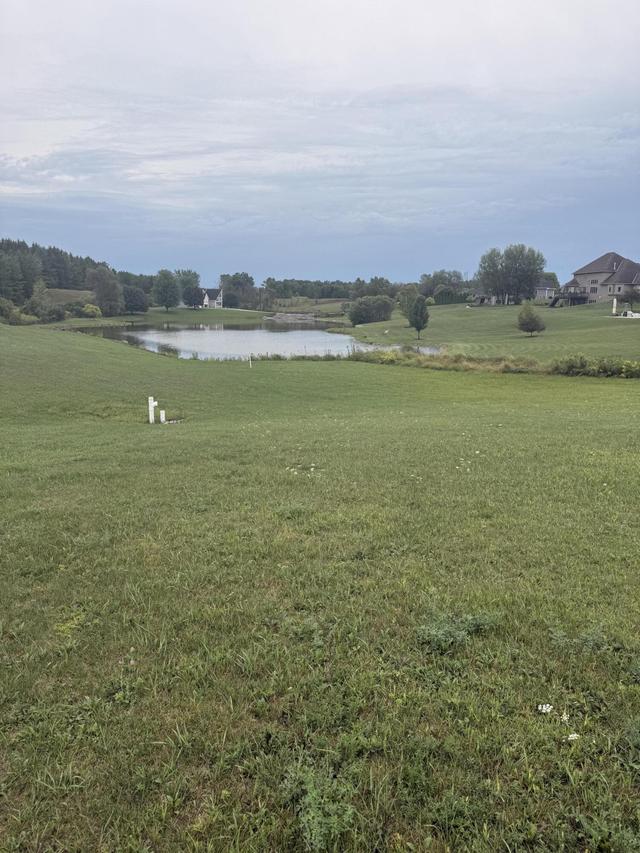 2329 Silveridge Dr, Manitowoc, WI 54220