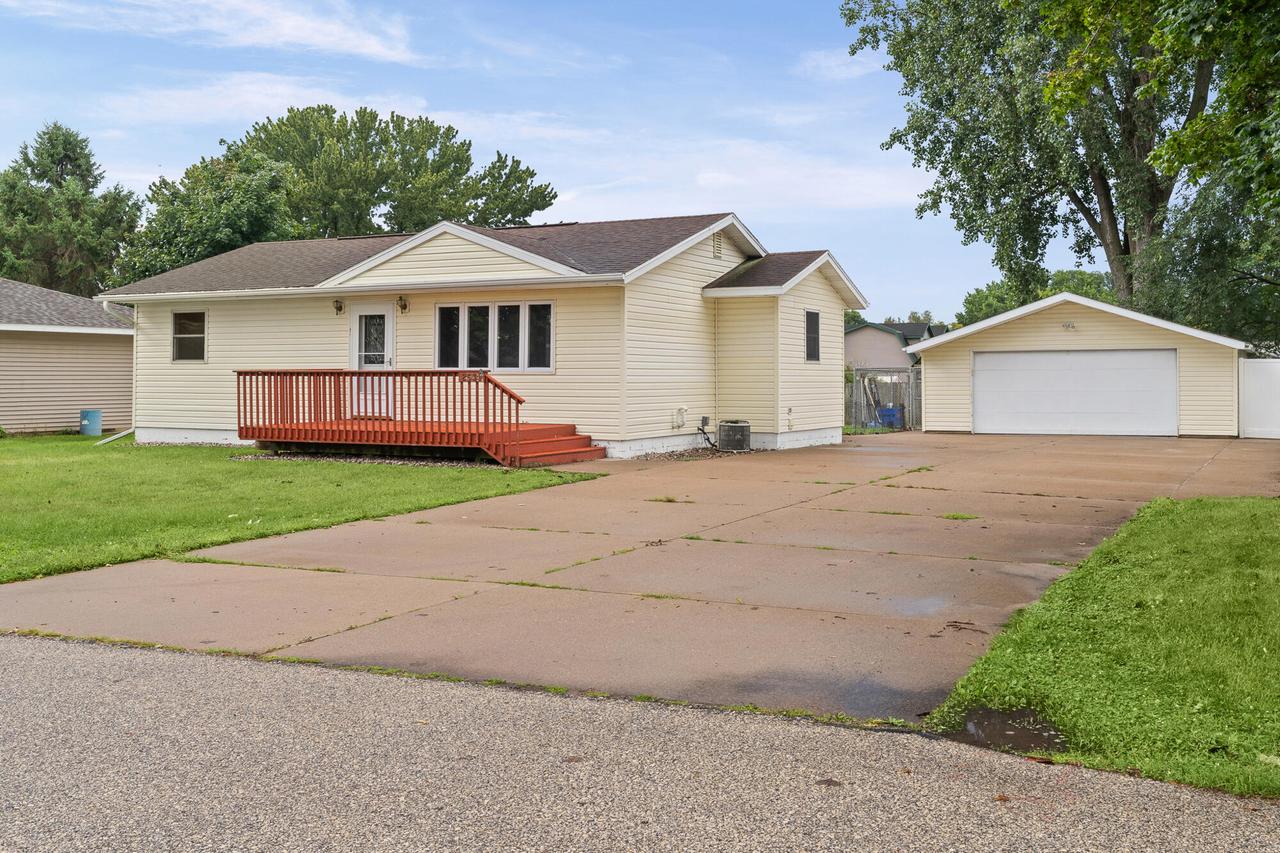 2531 Island Park, Campbell, WI 54603
