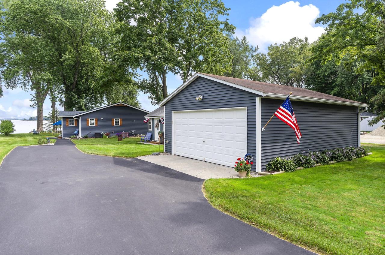 N9332 Idle Hour Dr, Westford, WI 53956