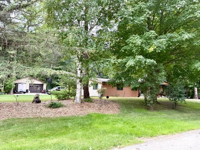 312 Sugar Bush Ln, Elkhart Lake, WI 53020