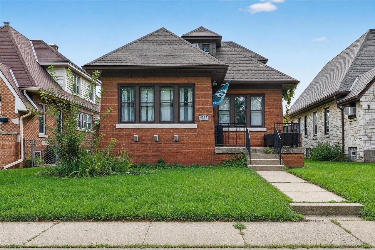 4186 N 15th St, Milwaukee, WI 53209