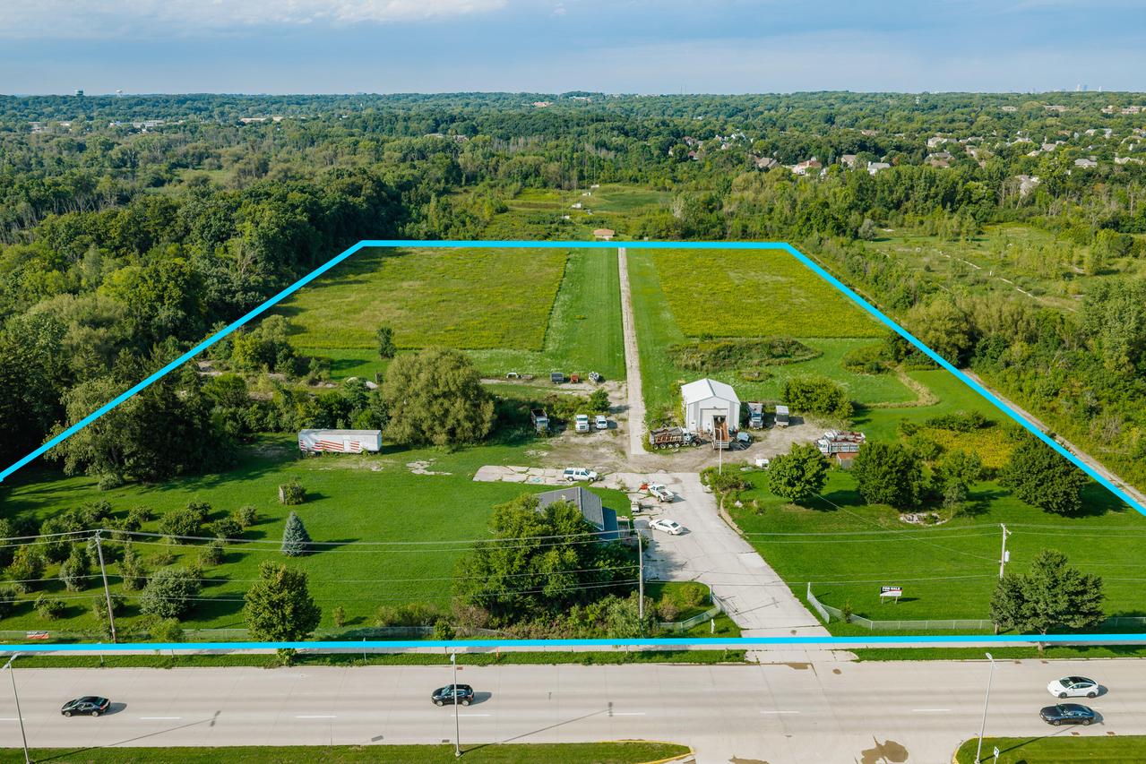 5732 W Rawson Ave, Franklin, WI 53132