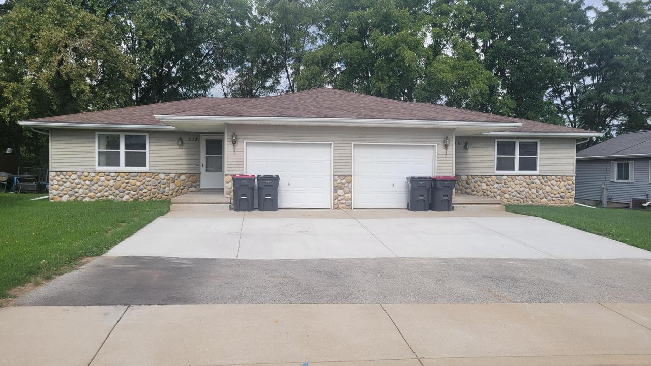 216 S Watertown St #218, Johnson Creek, WI 53038