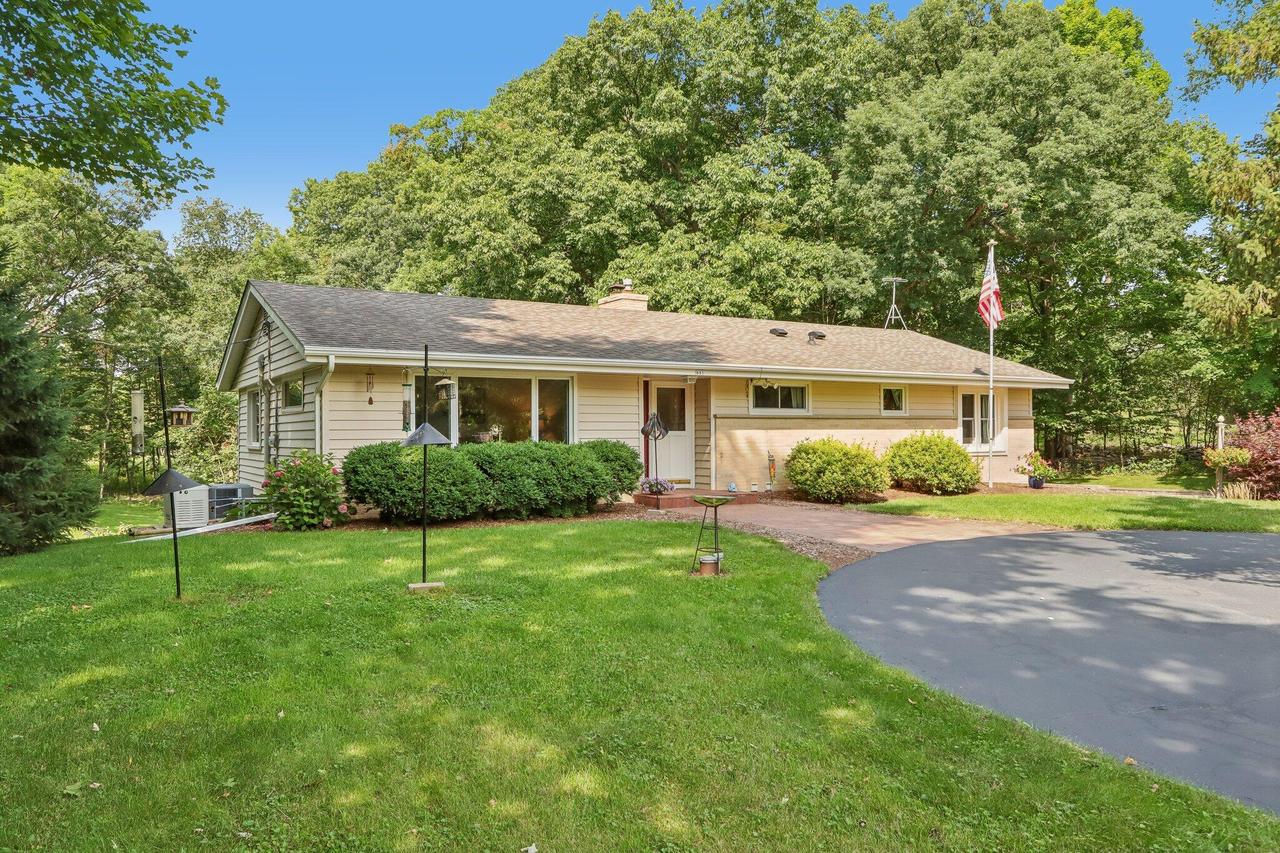 885 Tara Hill, Erin, WI 53027