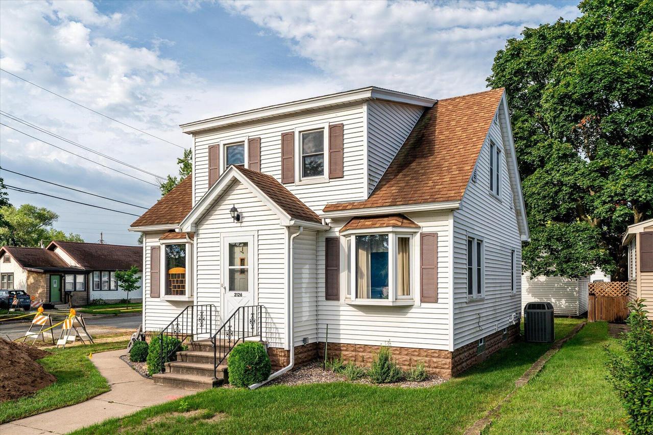 2126 16th St, La Crosse, WI 54601