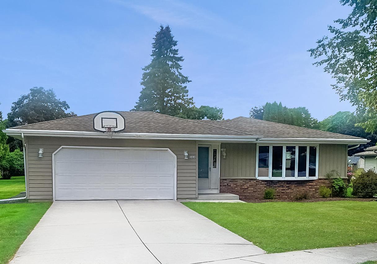 2404 N 31st St, Sheboygan, WI 53083