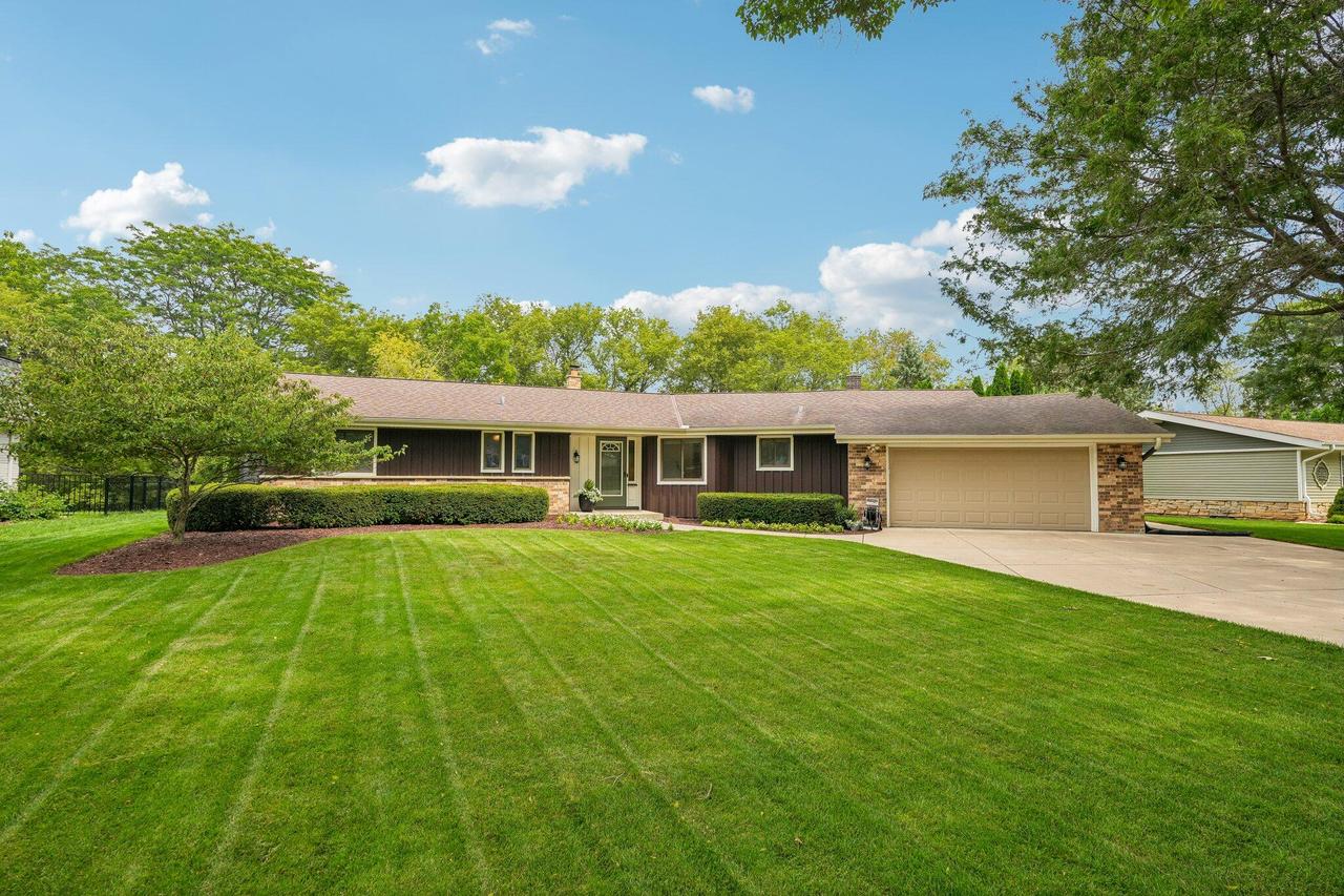 3428 S 119th St, West Allis, WI 53227