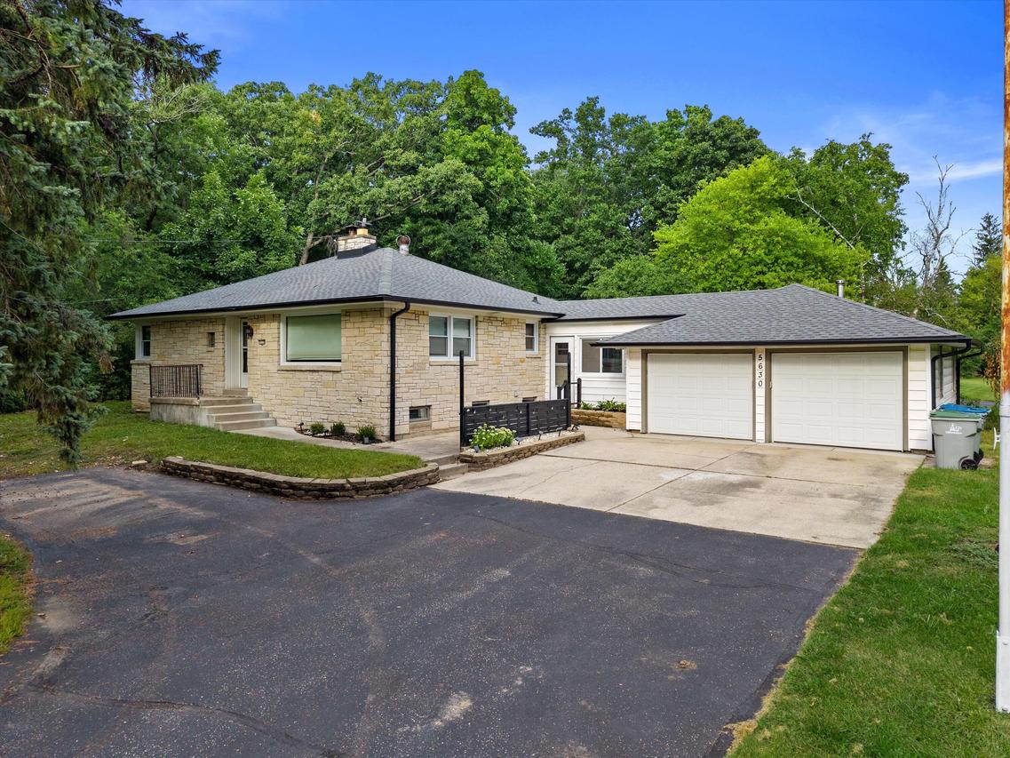 5630 S 20th St, Milwaukee, WI 53221
