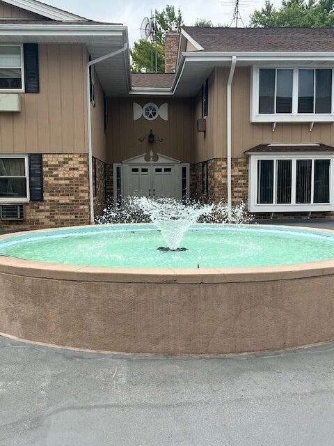 5650 W Wahner Ave #208, Brown Deer, WI 53223