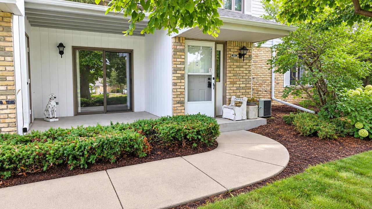 1442 Woodchuck Ct #102, Mount Pleasant, WI 53406