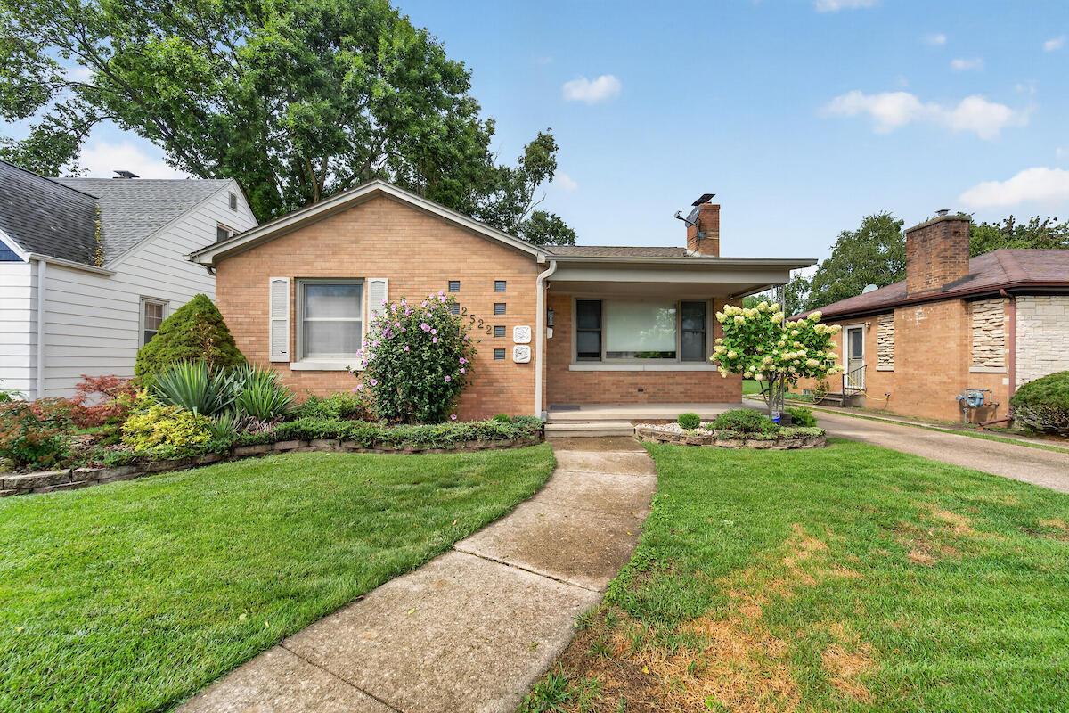2522 Buchanan Rd, Kenosha, WI 53143