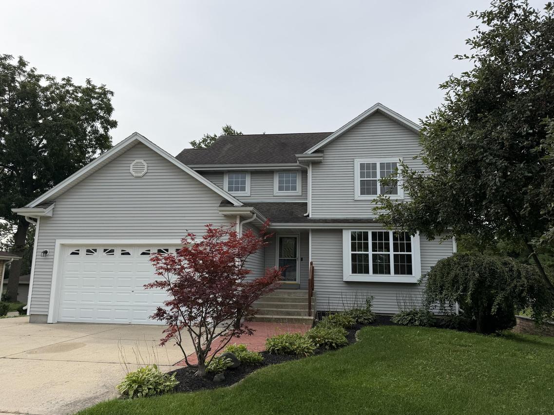 2309 Summit Ave, Waukesha, WI 53188