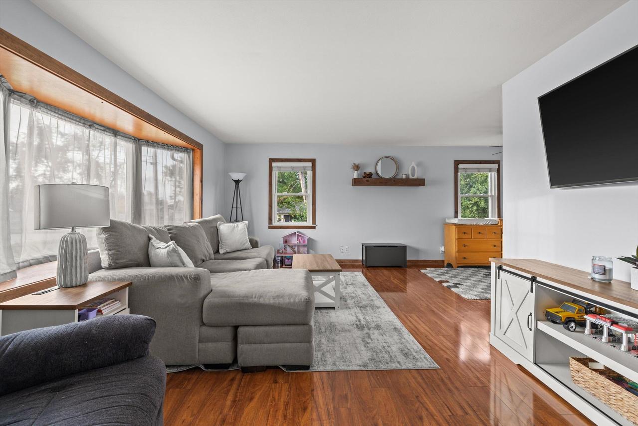N3433 Walnut Rd, Geneva, WI 53147