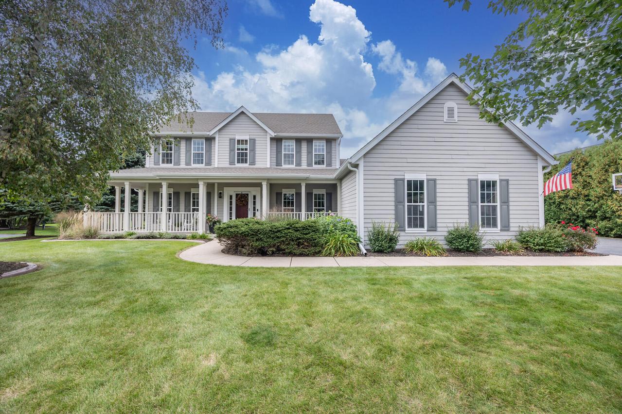 N67W34390 Jorgenson Way, Lac La Belle, WI 53066