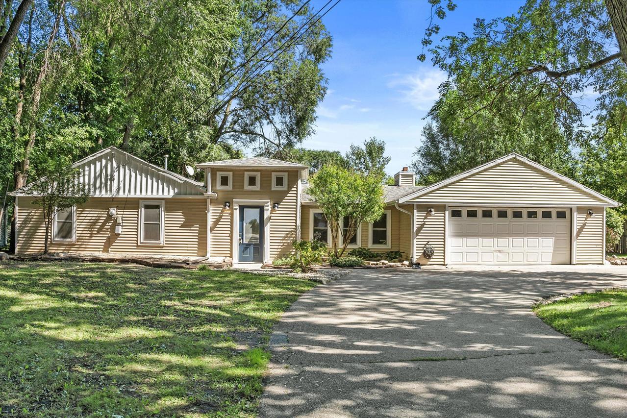7118 N Lannon Rd, Lannon, WI 53046