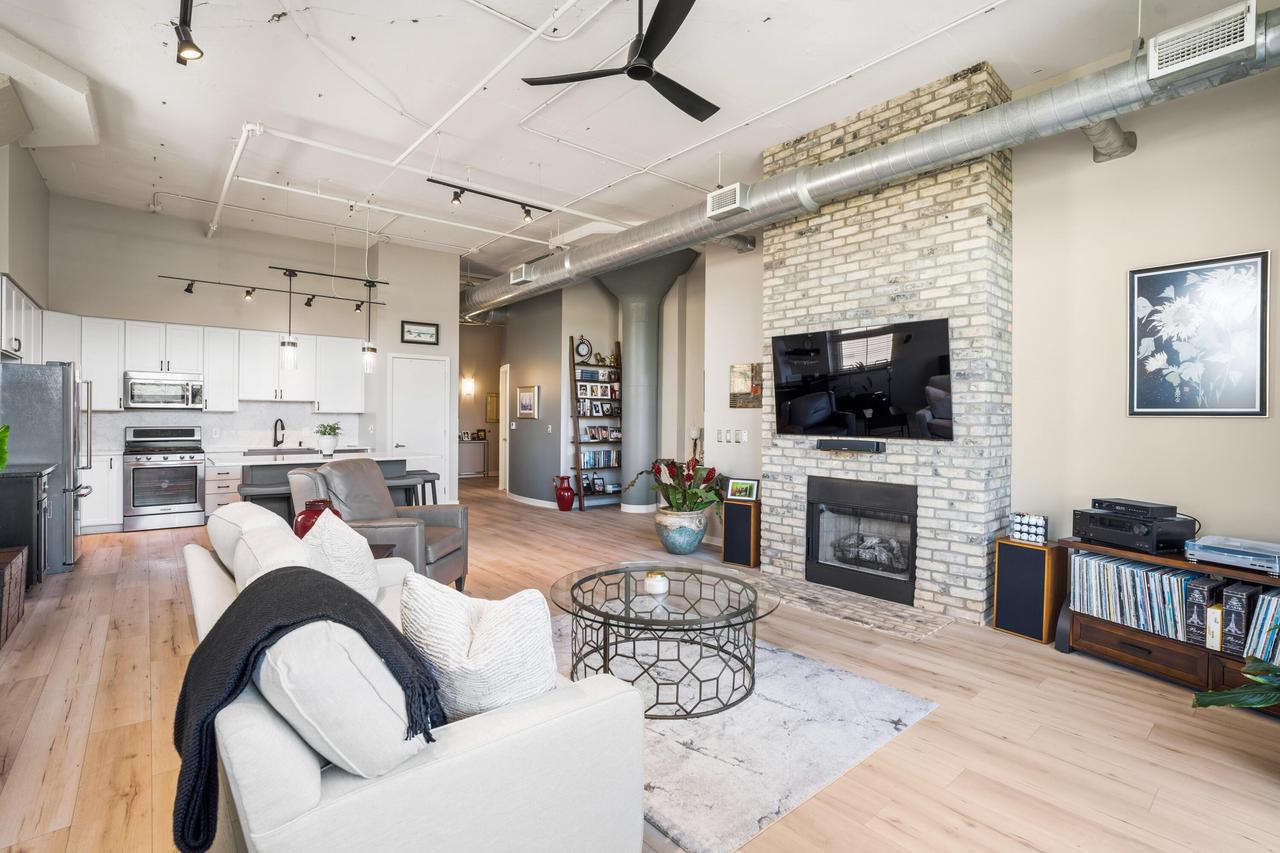 705 Village Green #414, West Bend, WI 53090