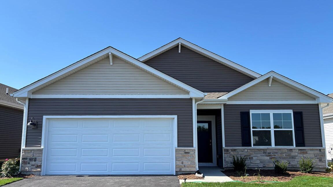 5738 Hunter Dr, Mount Pleasant, WI 53406