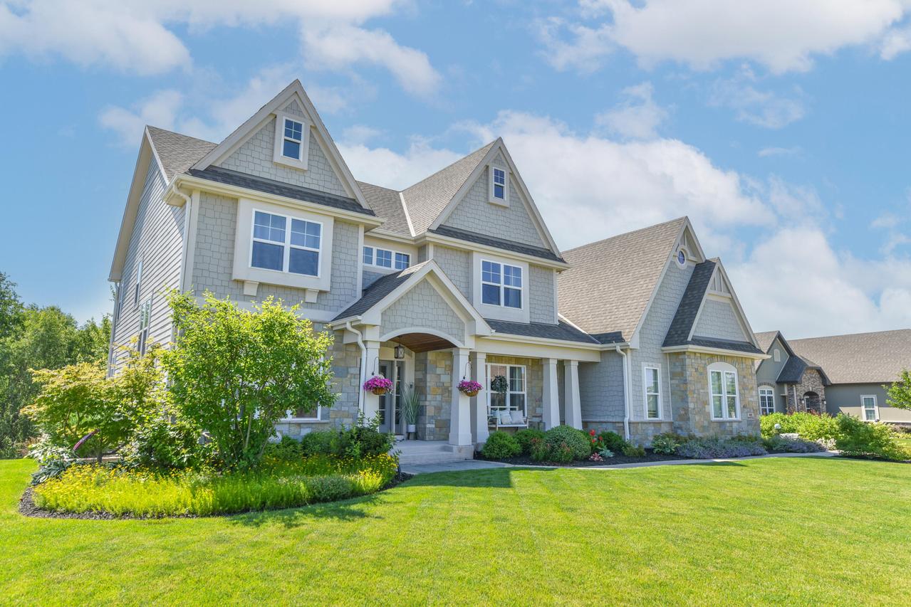 N66W15735 Fox Meadow, Menomonee Falls, WI 53051