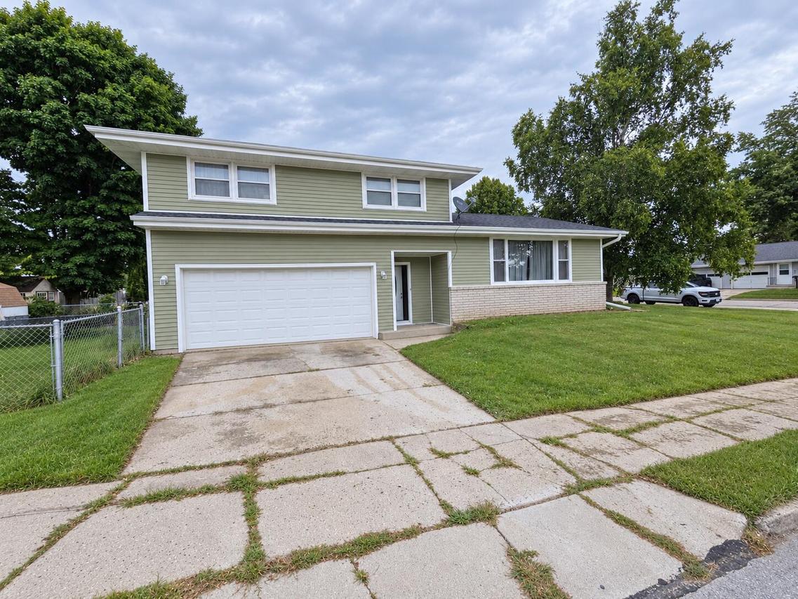 1014 Washington Ave, Sheboygan, WI 53081