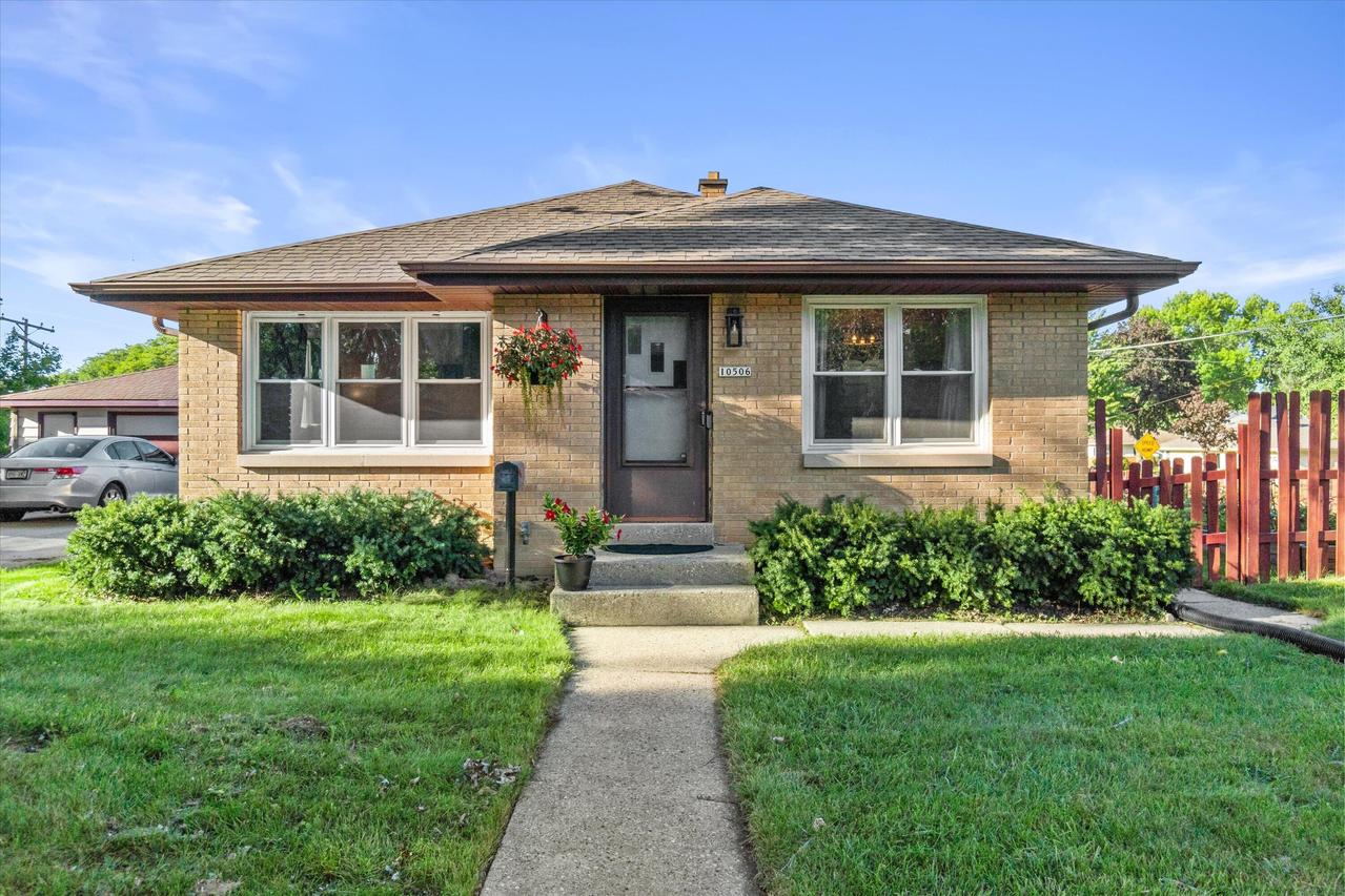 10506 W Villard Ave, Milwaukee, WI 53225