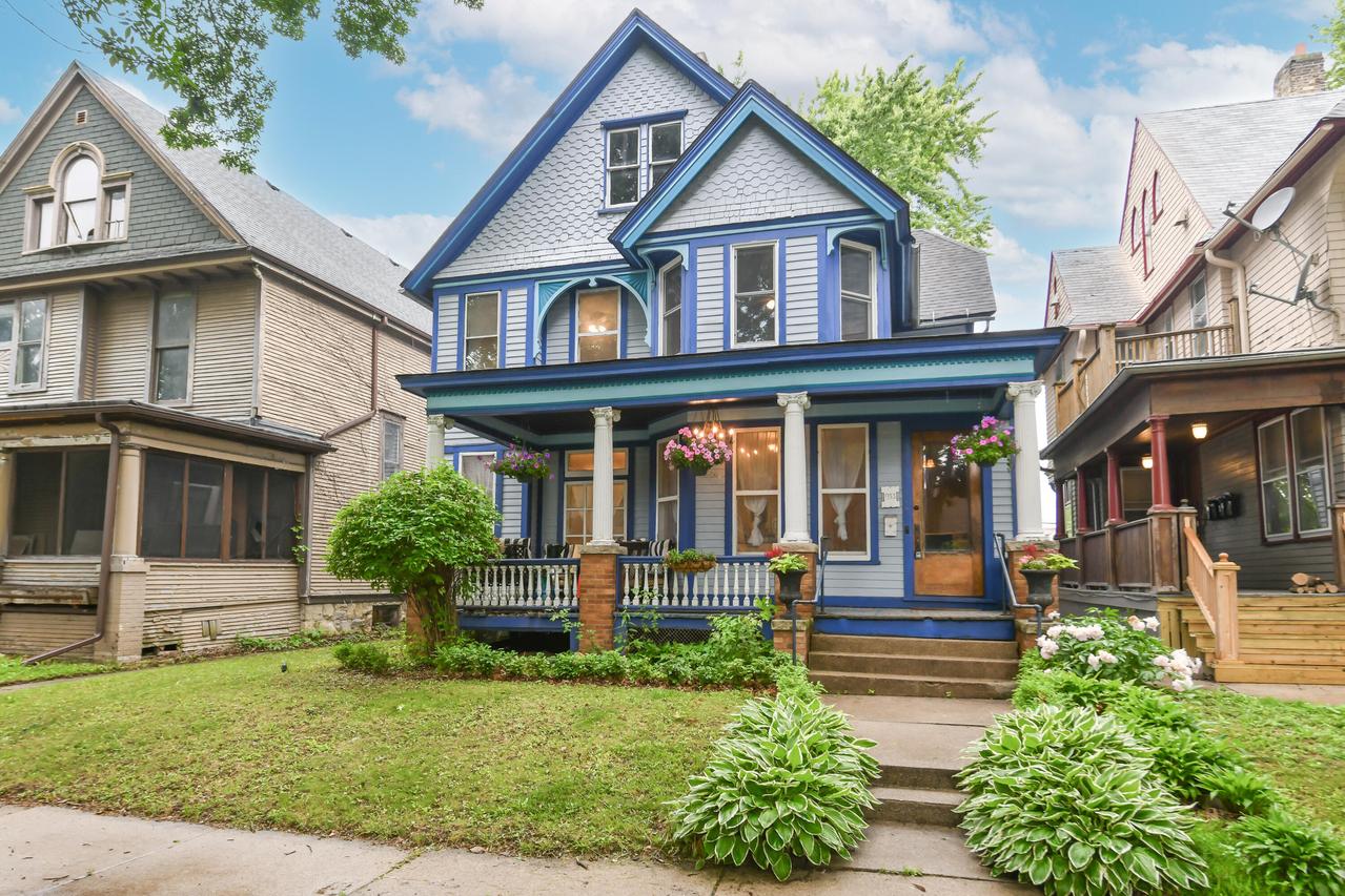 933 N 34th St, Milwaukee, WI 53208