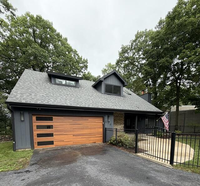914 Tarrant Dr, Fontana, WI 53125