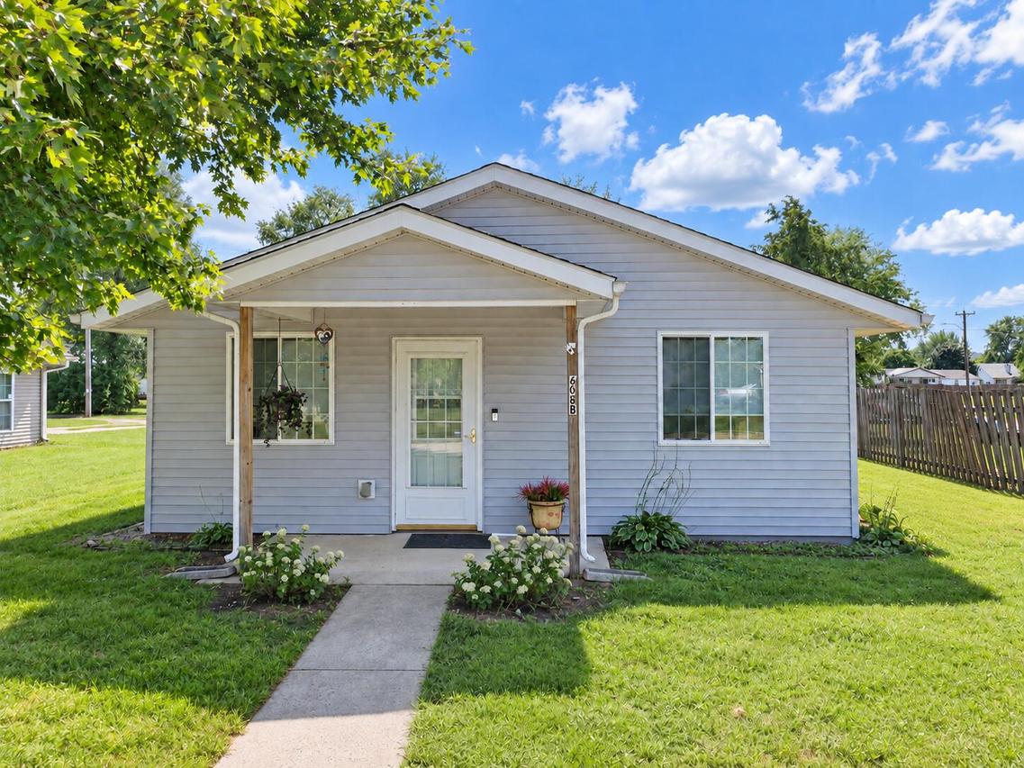 608 Center St, Boscobel, WI 53805