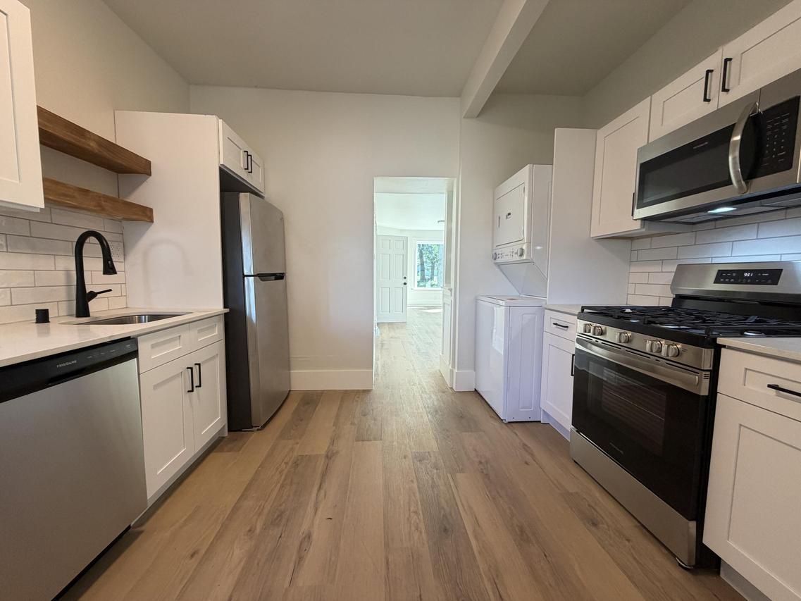 59 E Walworth Ave #59 1/2, Delavan, WI 53115