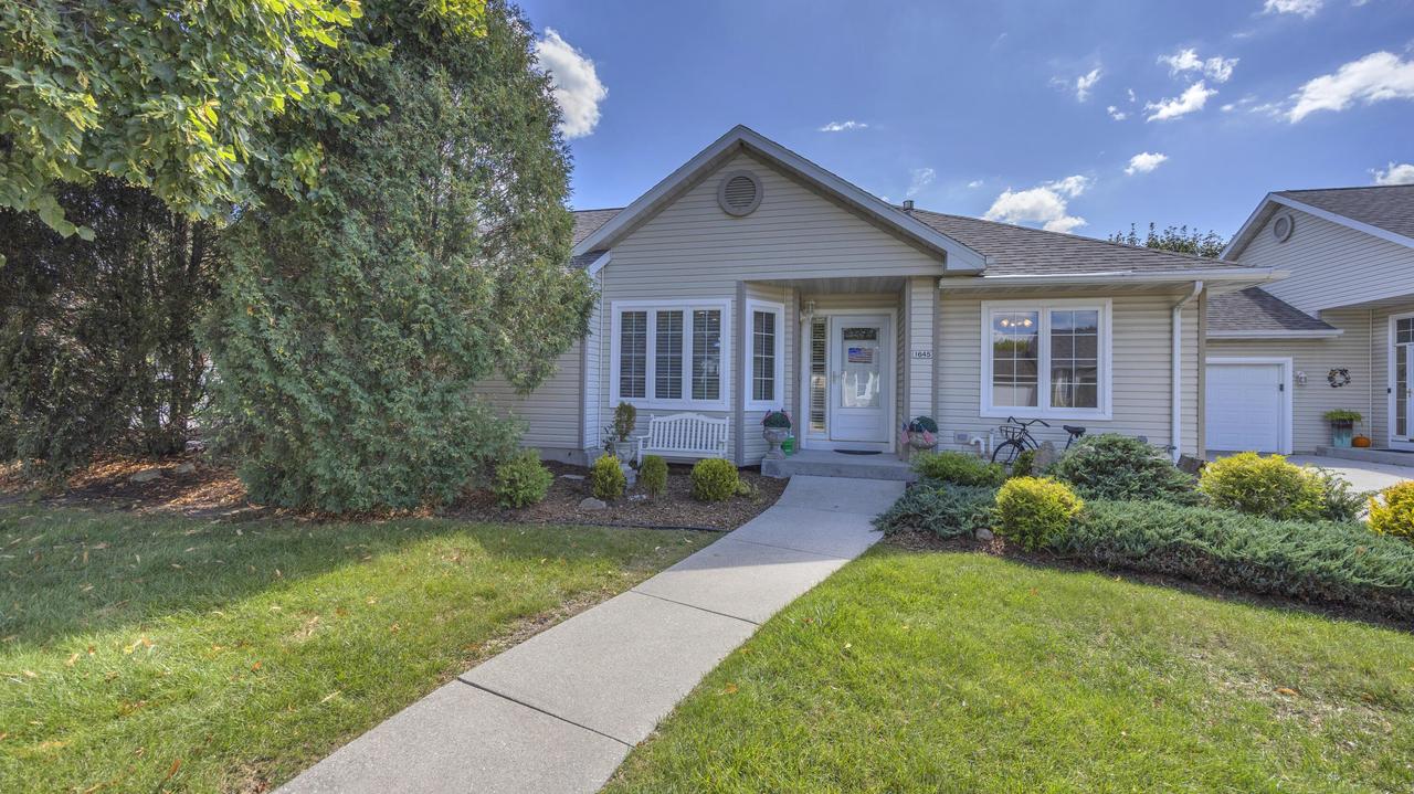 1645 Settlement Trl, Sheboygan, WI 53081
