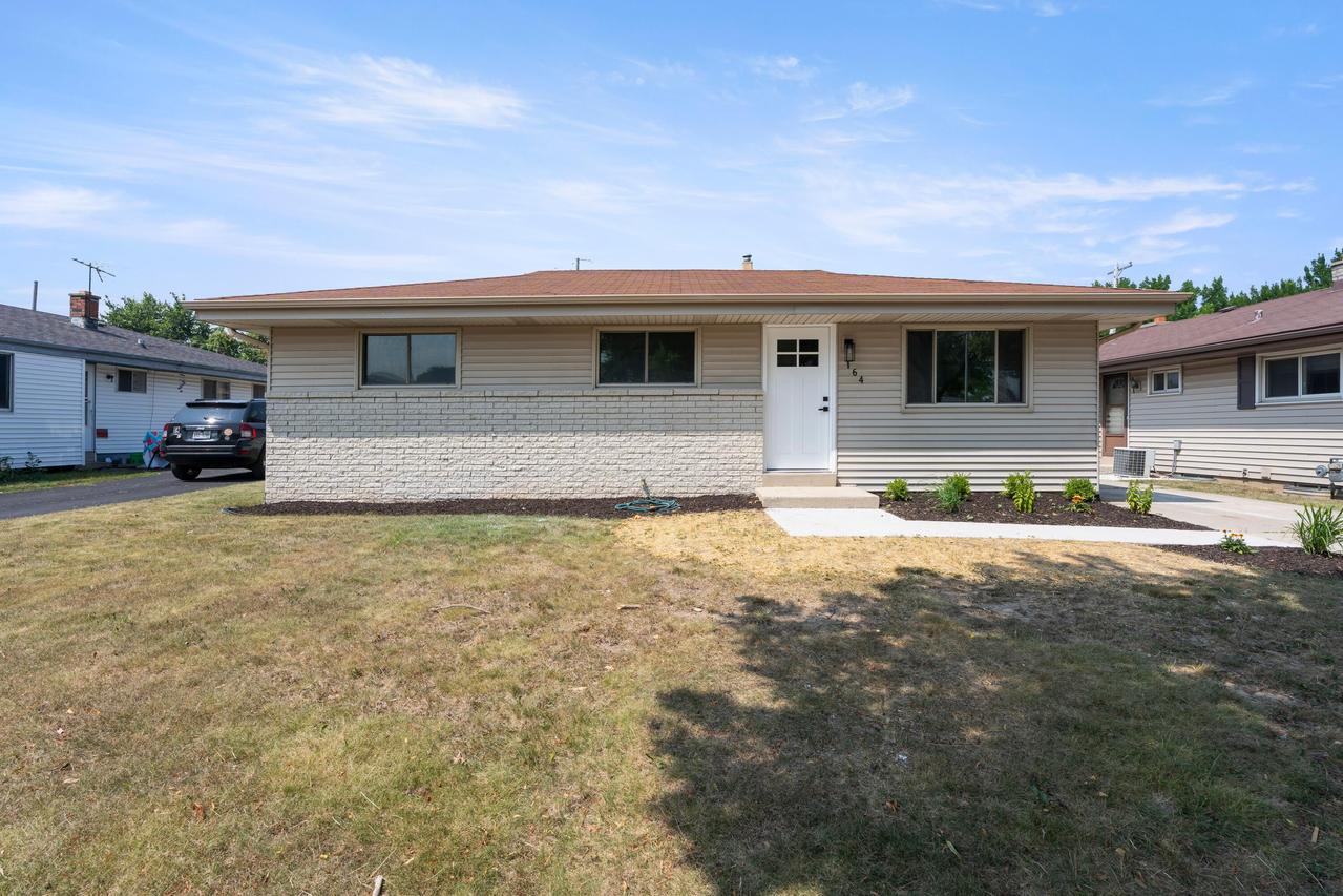 164 W Uncas Ave, Milwaukee, WI 53207