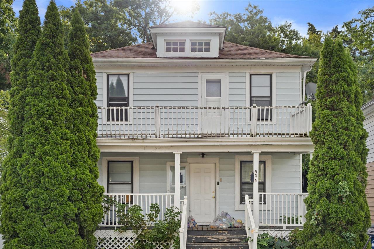 509 Park View #A, Racine, WI 53404