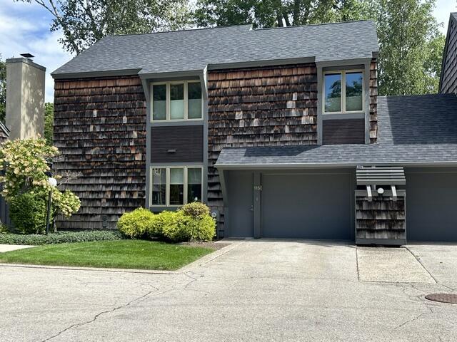 115 Woodfield Ct, Wind Point, WI 53402
