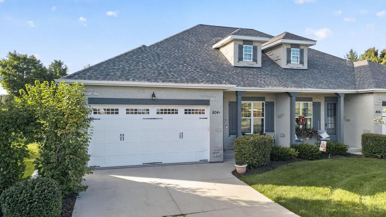 804 Settlers Ln #A, Sheboygan Falls, WI 53085