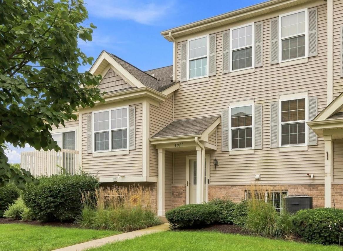 407 Parker Dr #C, Genoa City, WI 53128