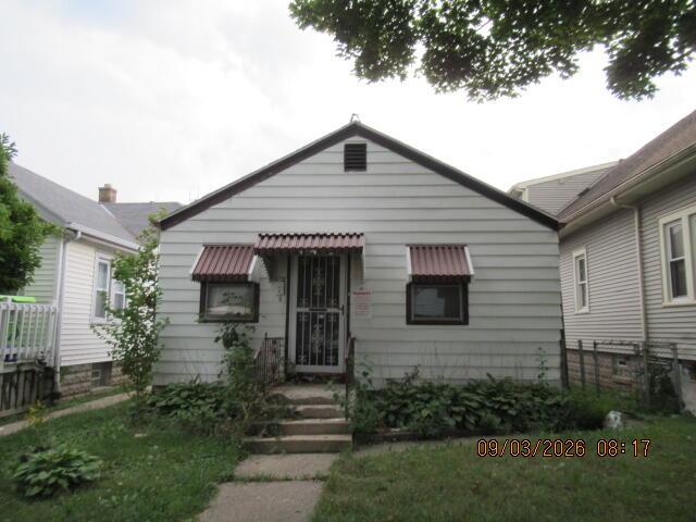 4118 N 7th St, Milwaukee, WI 53209
