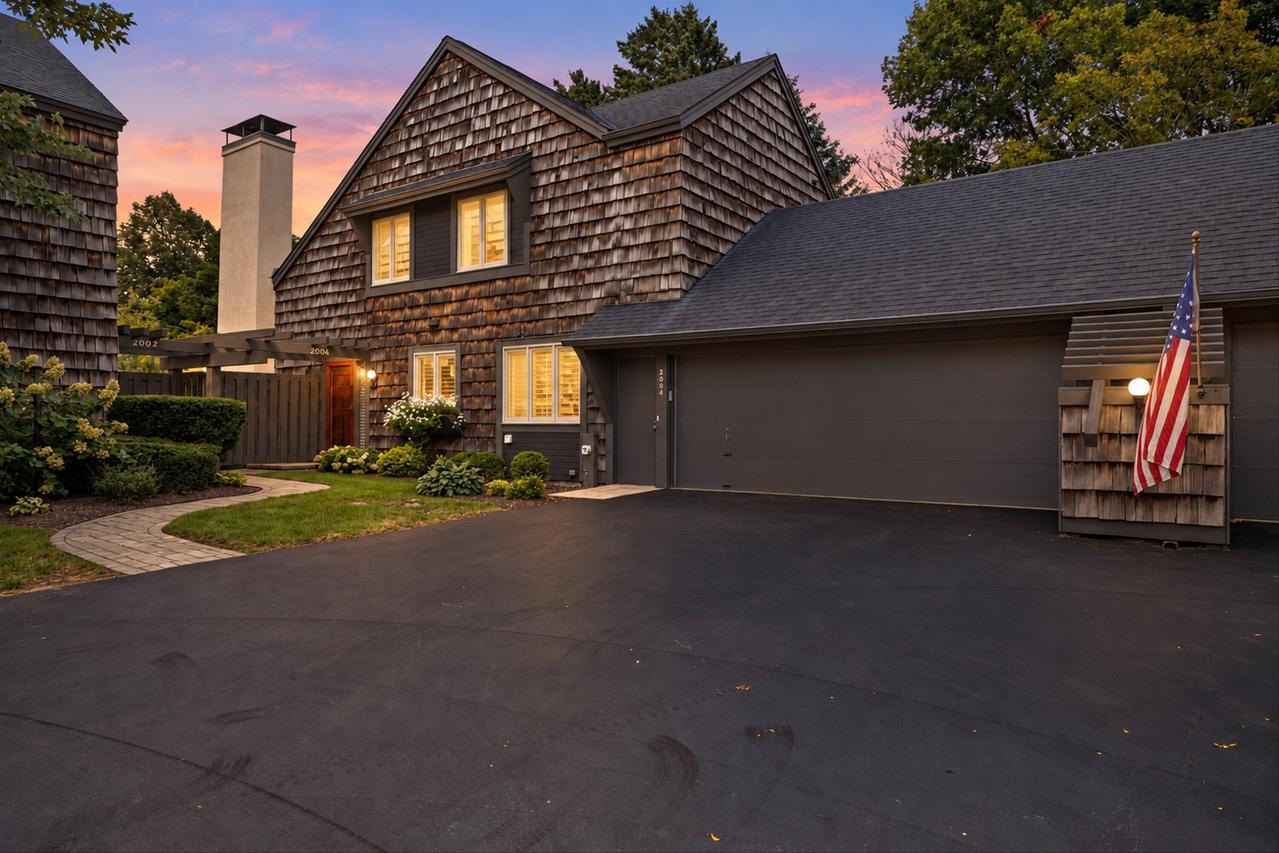 2004 3rd St, Somers, WI 53140