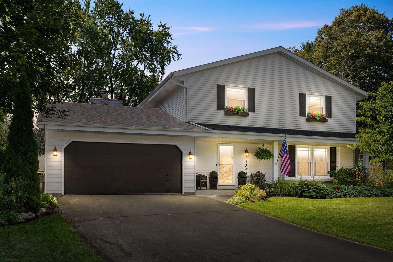 4349 Woodbury Ln, Mount Pleasant, WI 53403