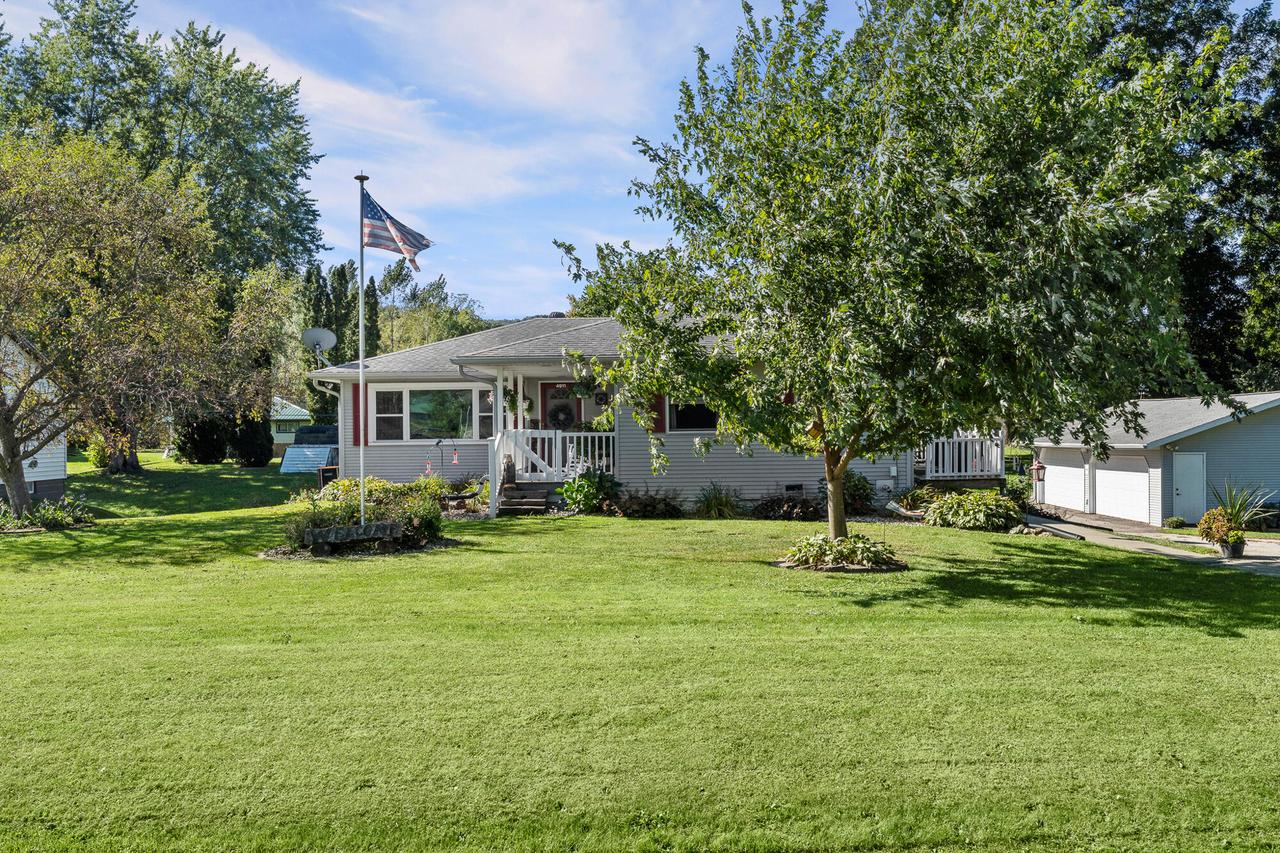 W4911 Harvest Ln, Shelby, WI 54601