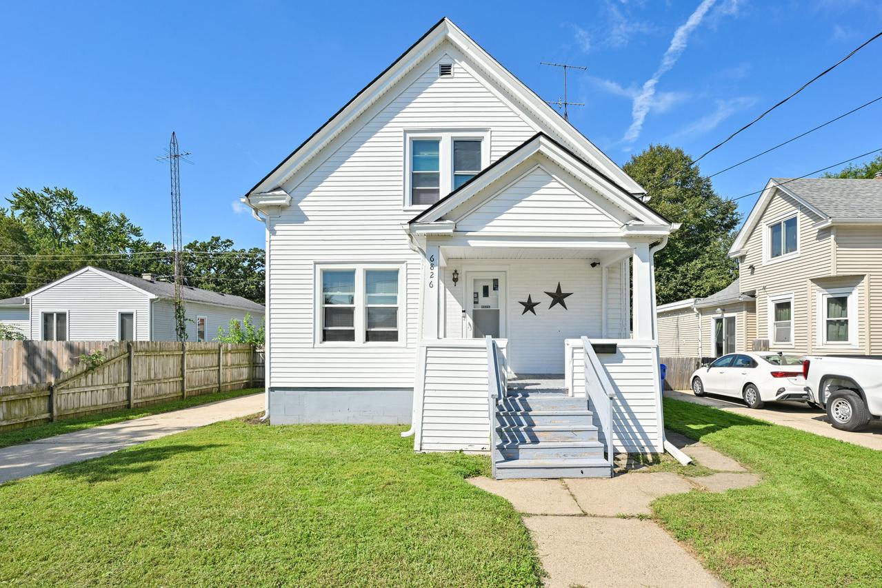 6826 26th Ave, Kenosha, WI 53143