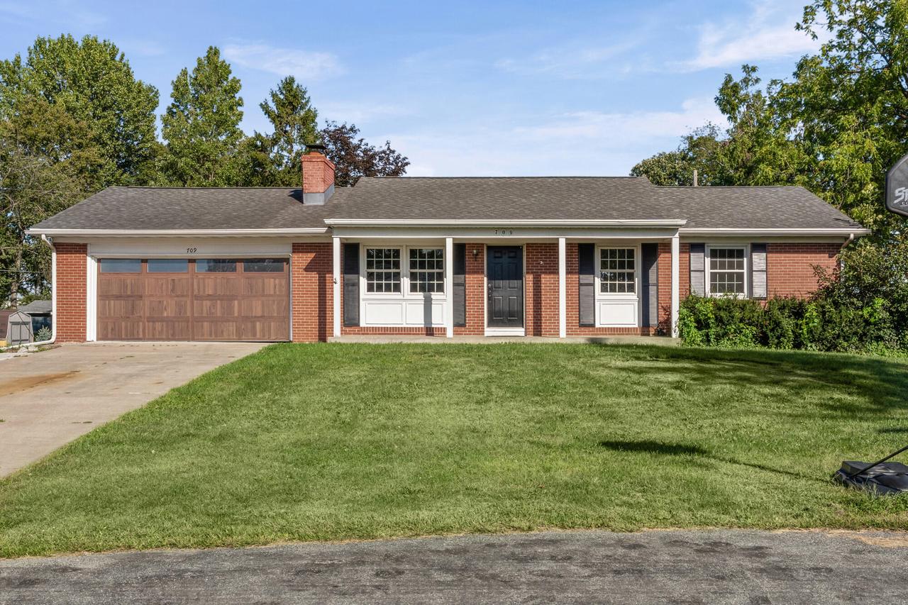 709 Krueger Ct., Onalaska, WI 54650