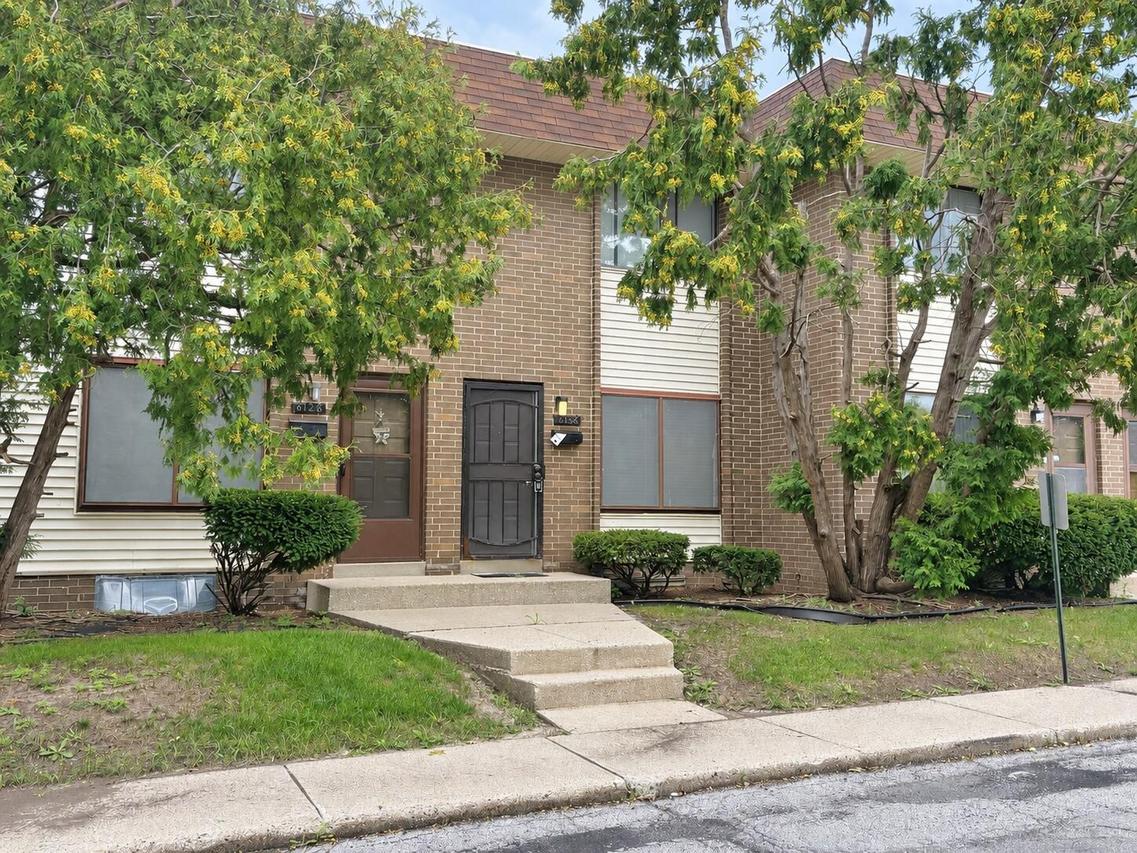 6126 W Port Ave, Milwaukee, WI 53223