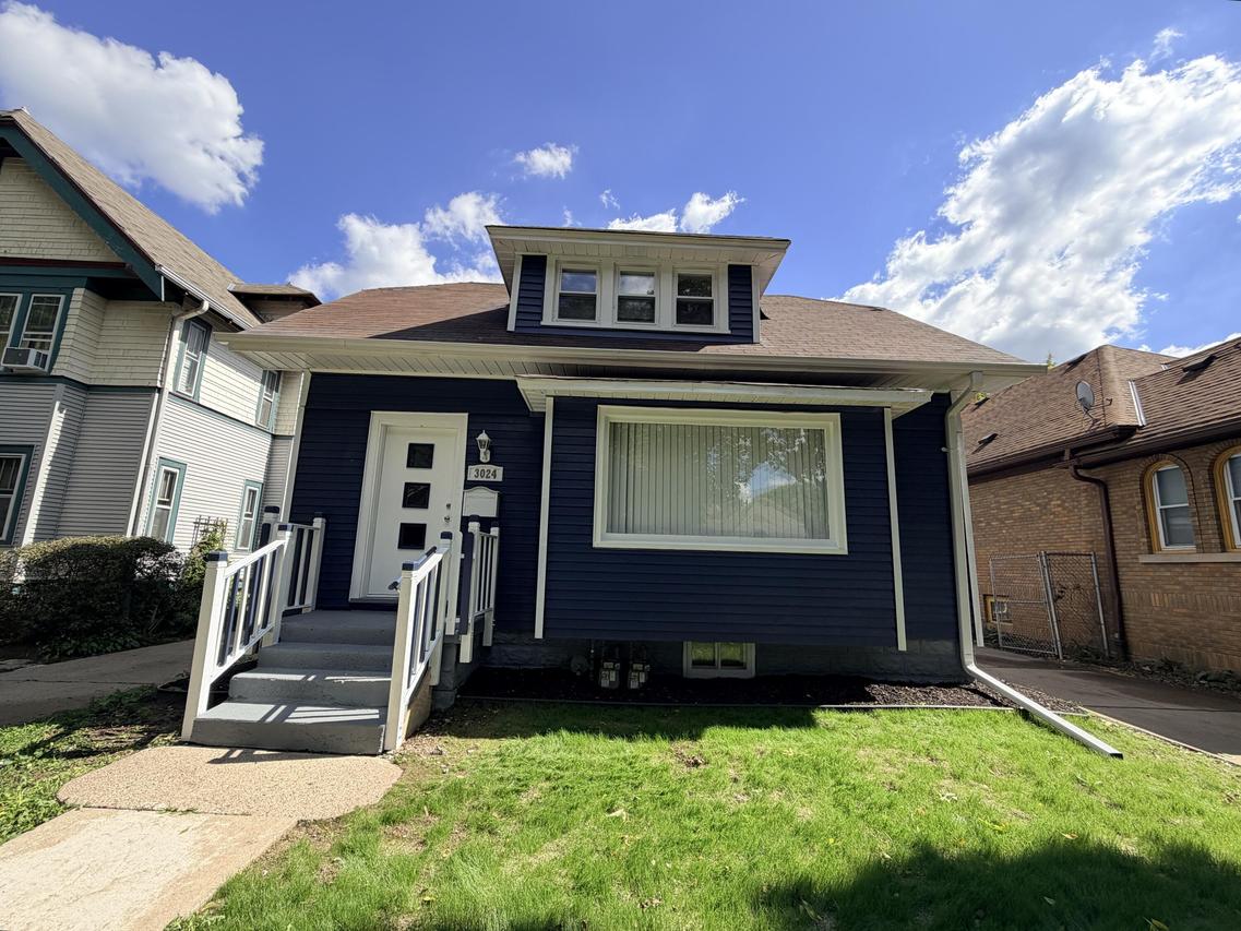 3024 N 44th St, Milwaukee, WI 53210