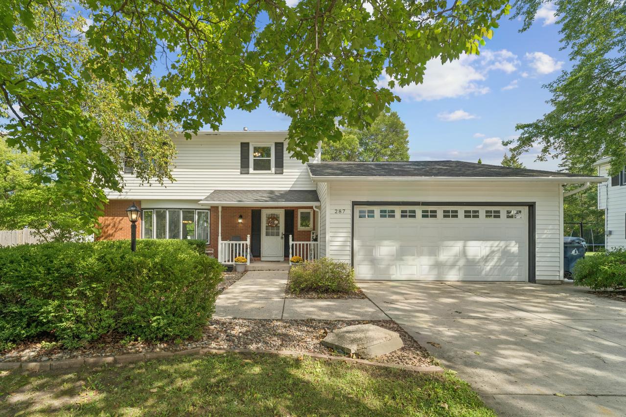 287 Hillcrest Ln, Fond Du Lac, WI 54935