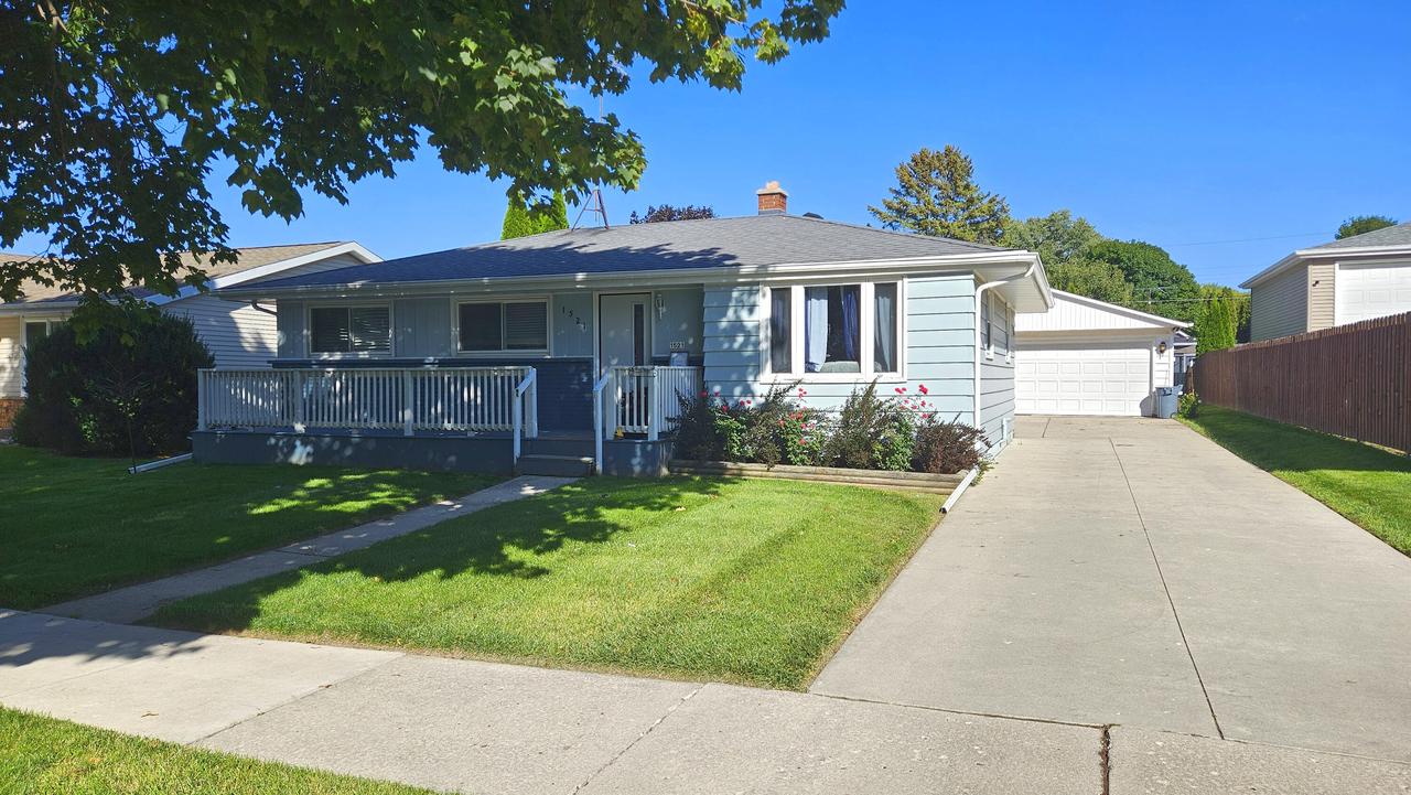 1521 N 22nd St, Sheboygan, WI 53081