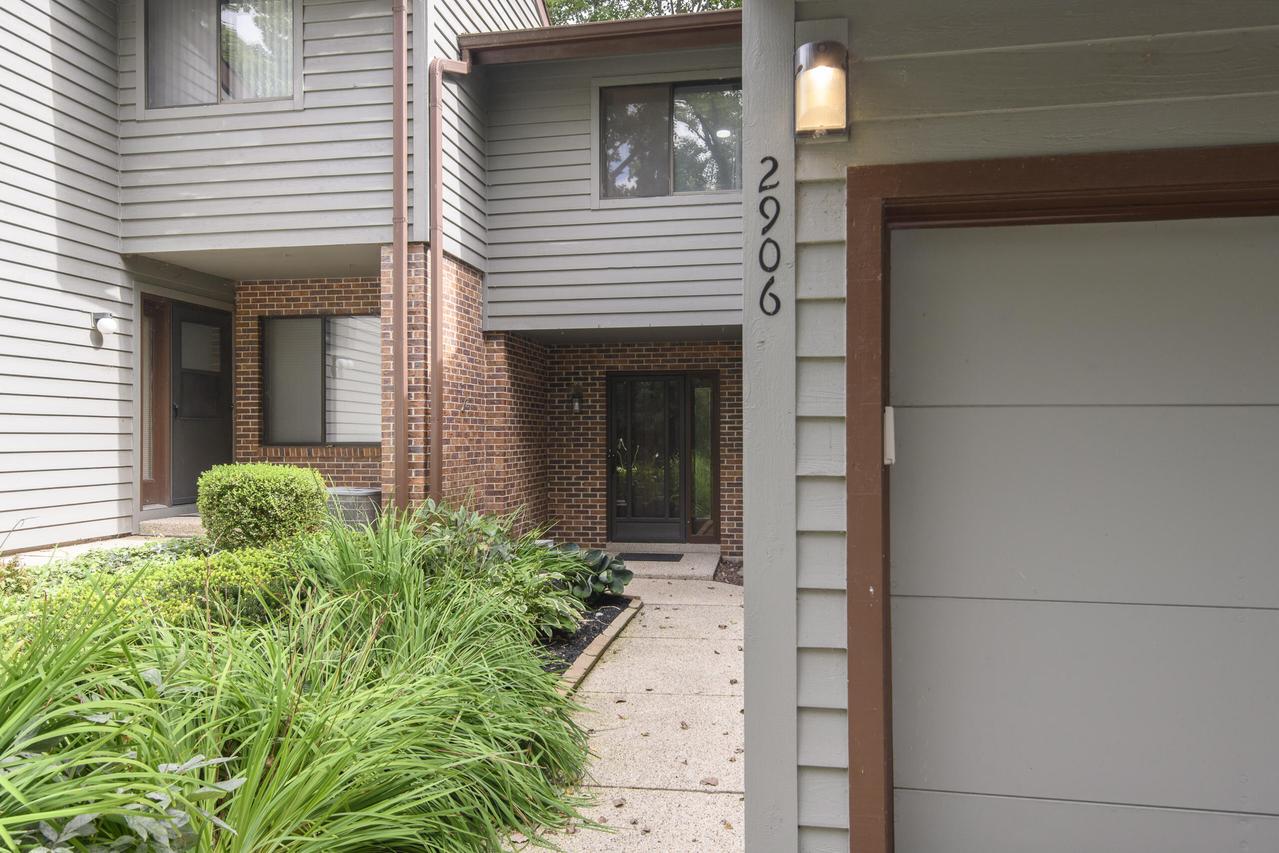 2906 Old Mill #A-3, Racine, WI 53405