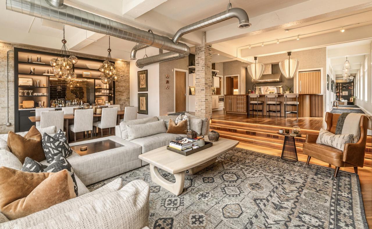 236 N Water St #4, Milwaukee, WI 53202